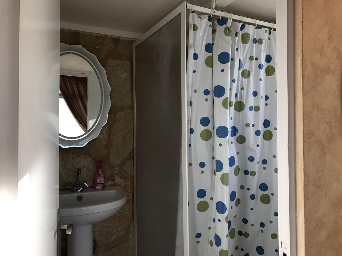 Luna Motel Nakura Kültér fotó