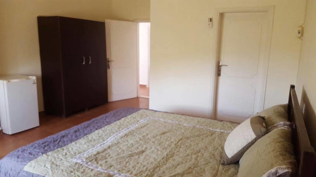 Luna Motel Nakura Kültér fotó